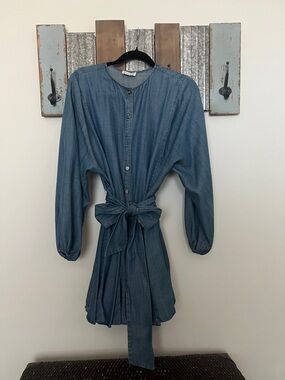Gianni Bini Light Blue Button-Front Denim Tunic